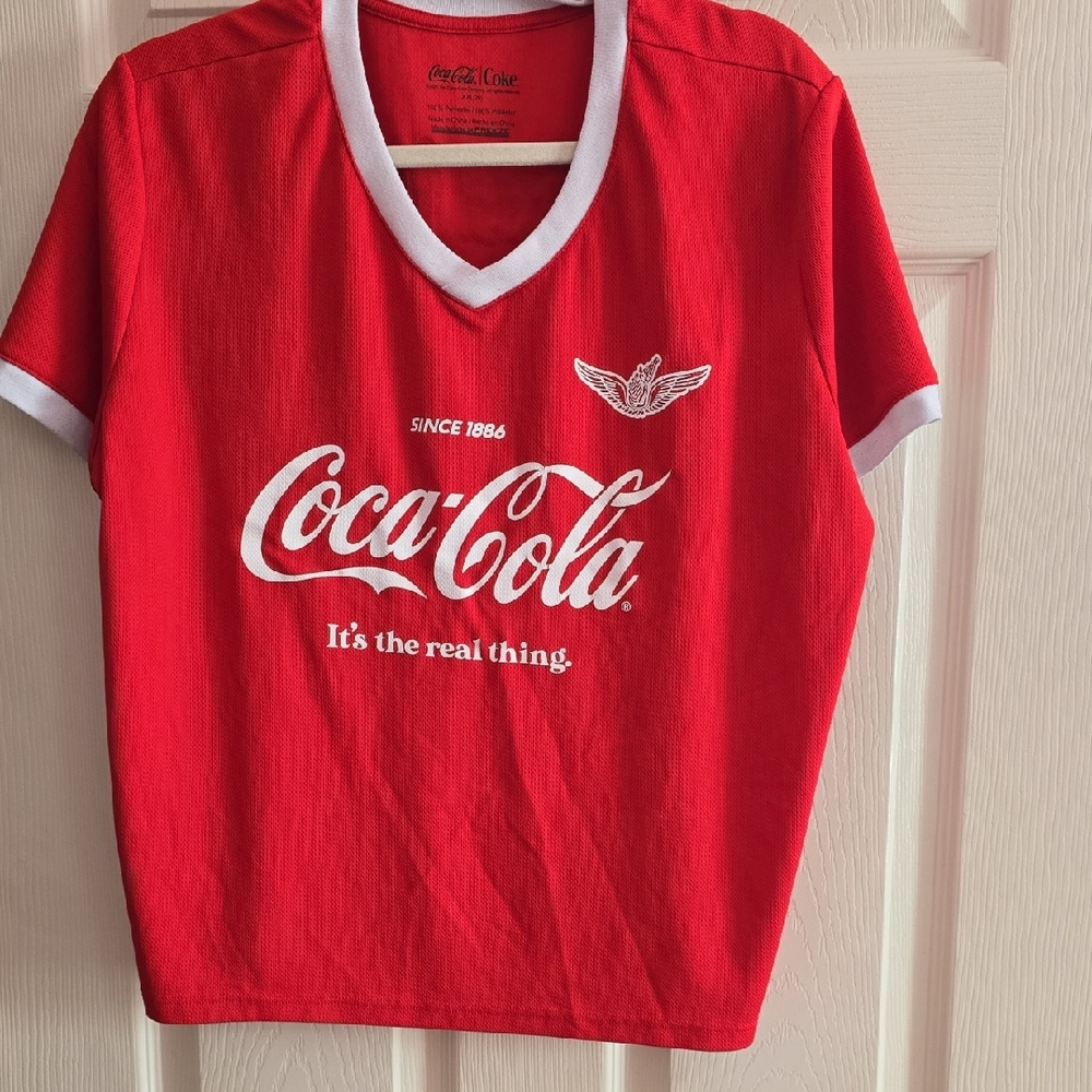 Coca Cola Kids V-Neck‎ Red Tee